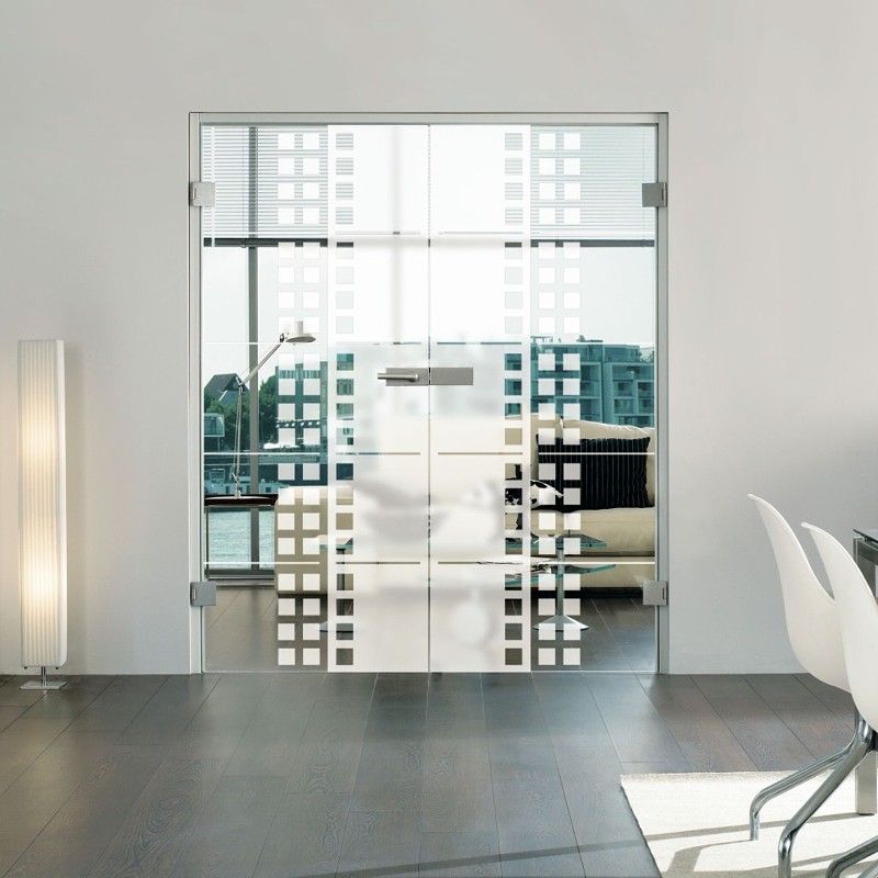 Otočné celoskleněné dveře Prüm